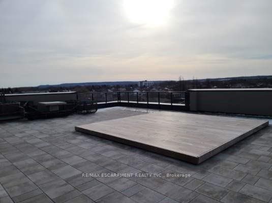 5055 Greenlane Road Unit 124 photo 8