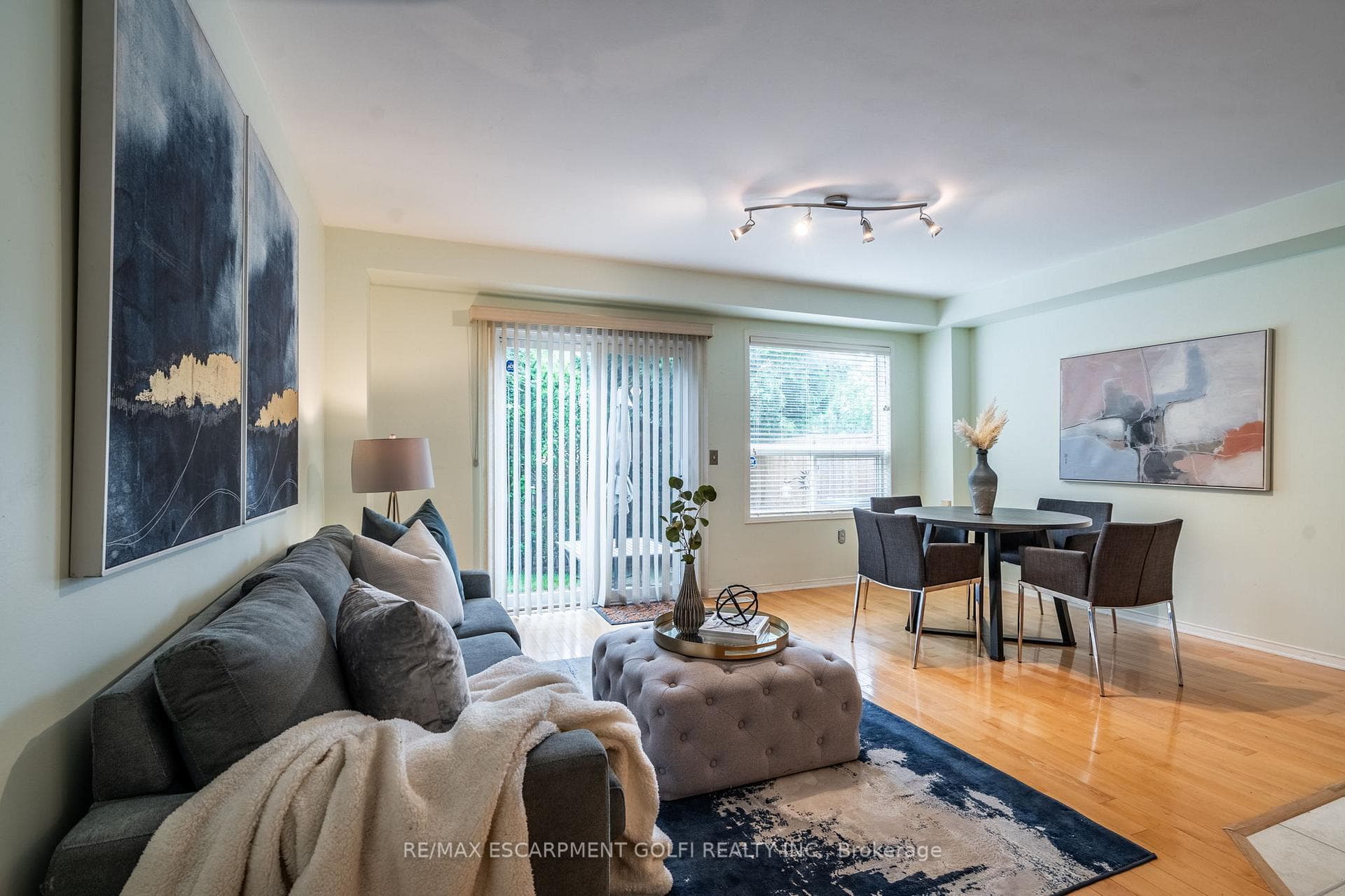 710 Spring Gardens Road Unit 44 photo 6