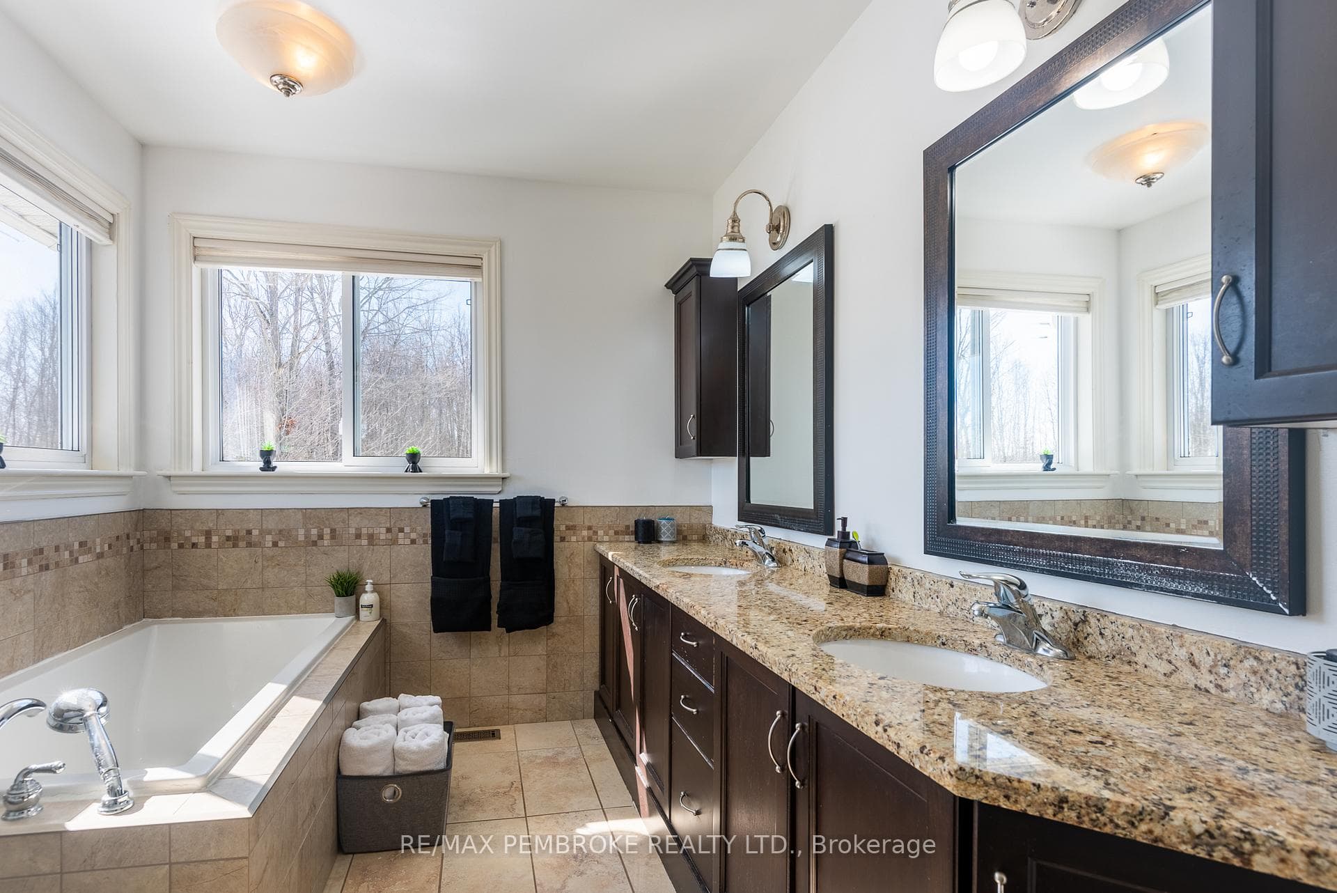 63 Heron Drive photo 23