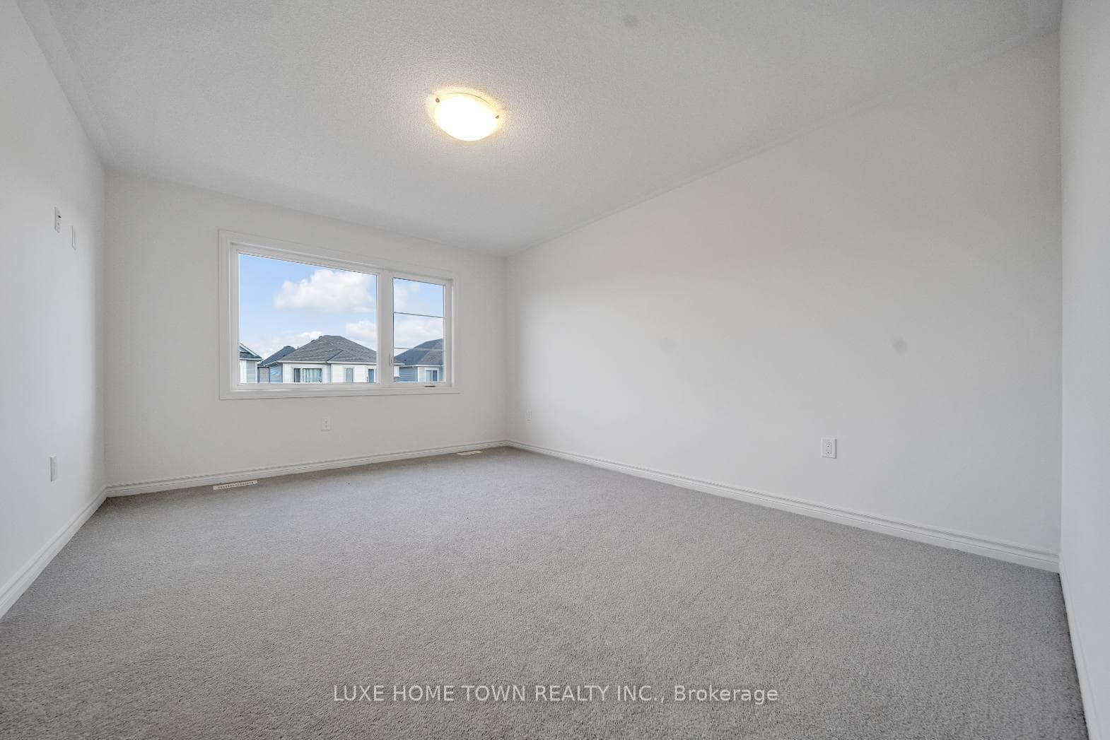 63 Spicer Street photo 26