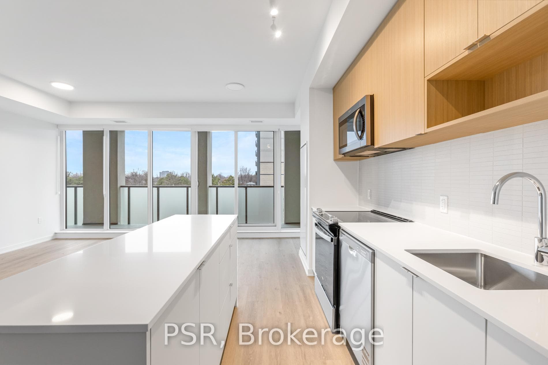 4365 Bloor Street Unit 511 photo 6