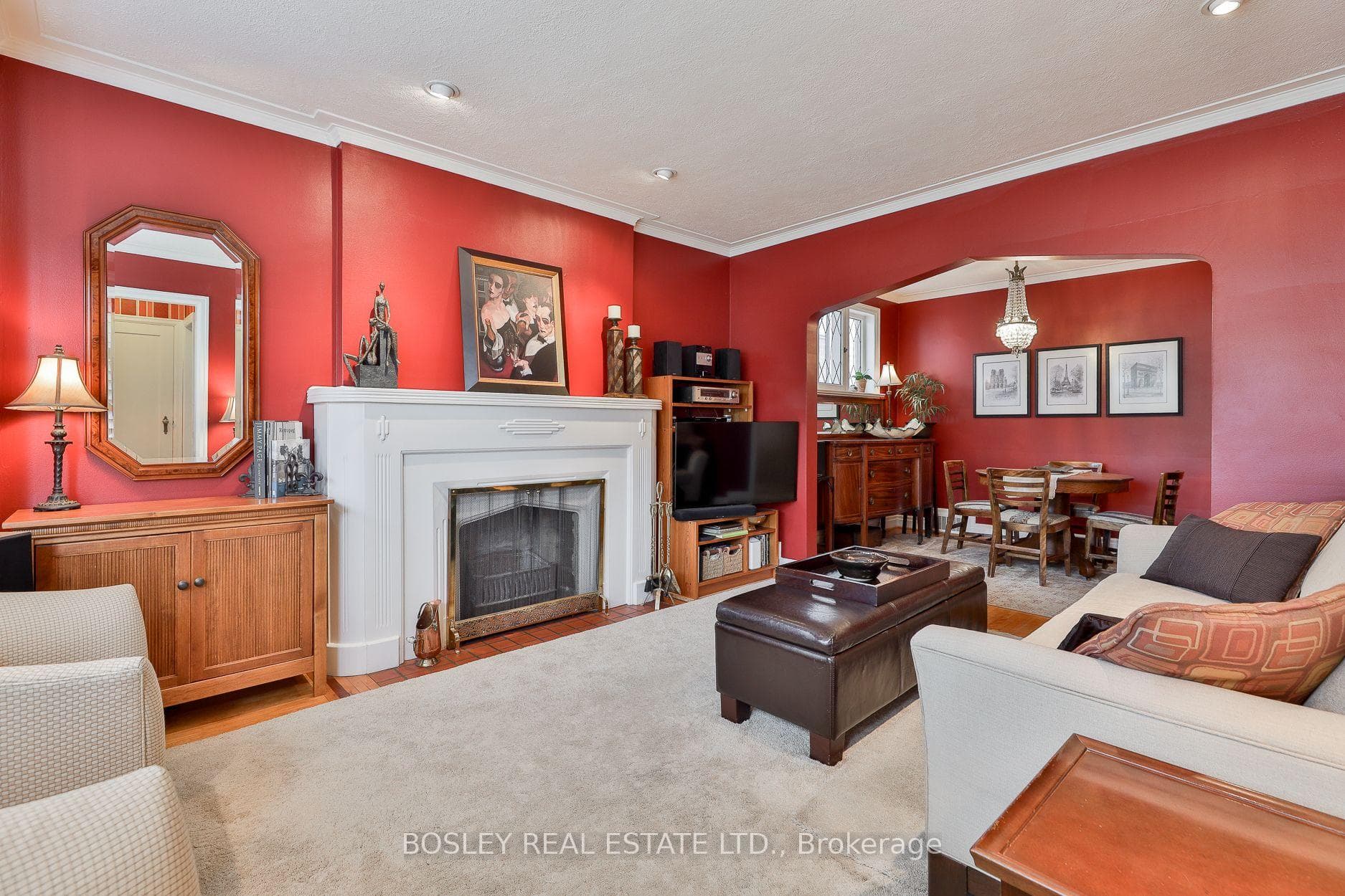 333 Sutherland Drive photo 3
