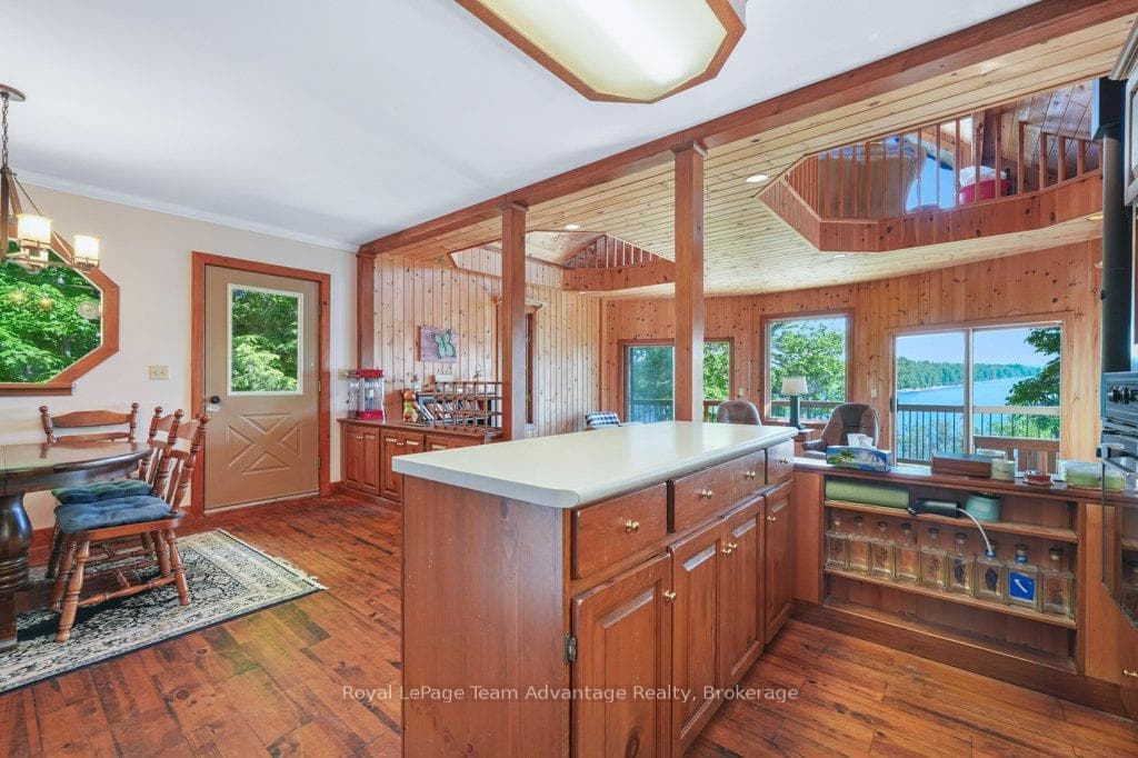 Entrance into Kitchen