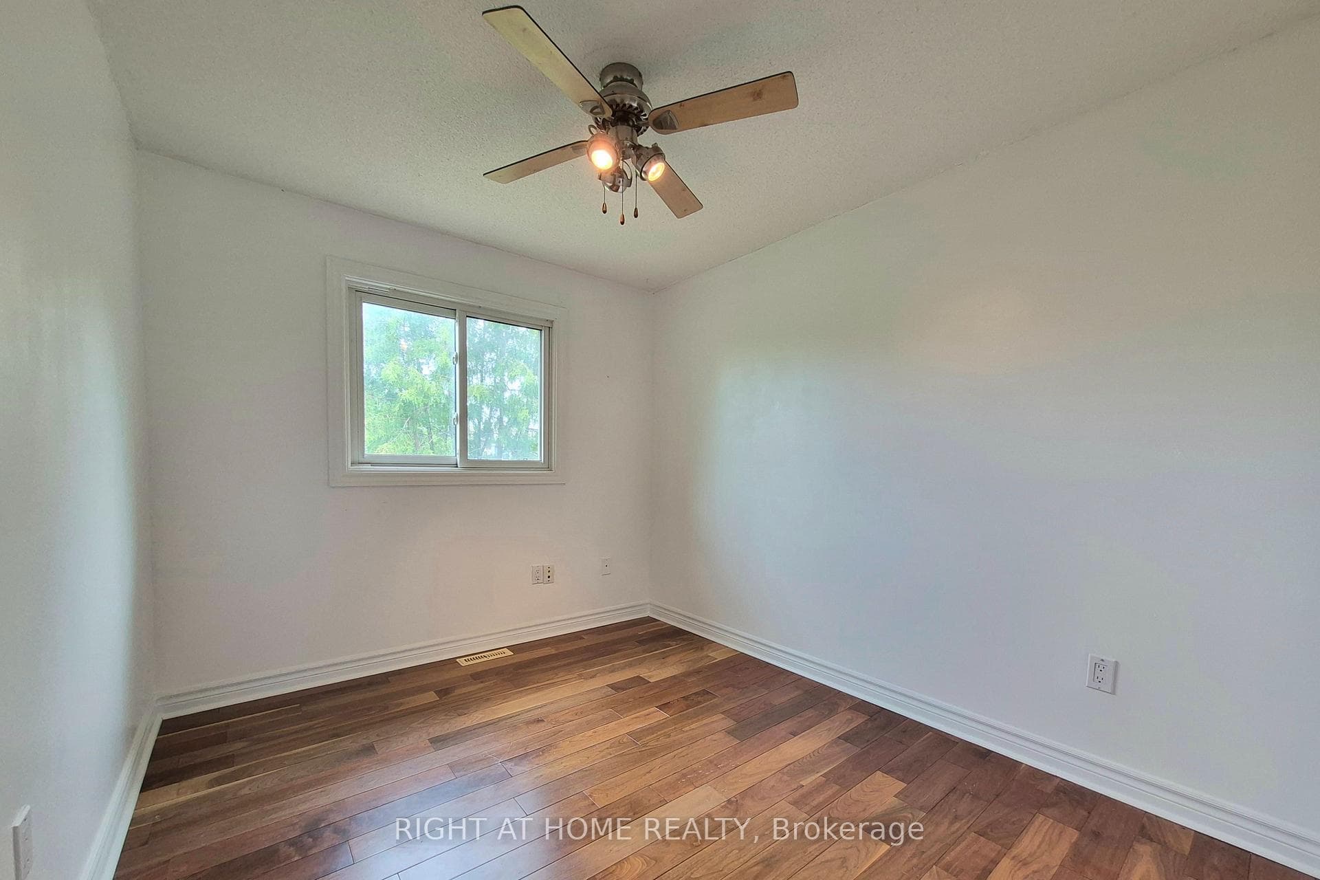14 Ritva Court photo 11