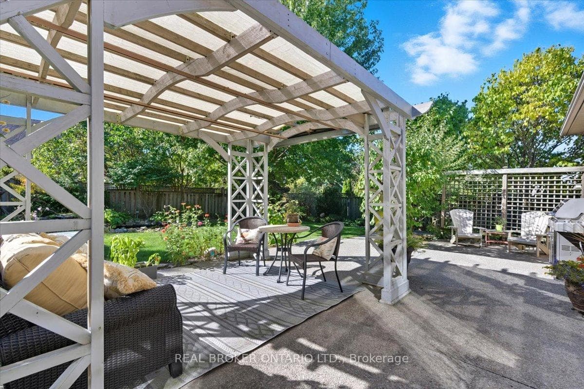 392 Deer Ridge Drive photo 44