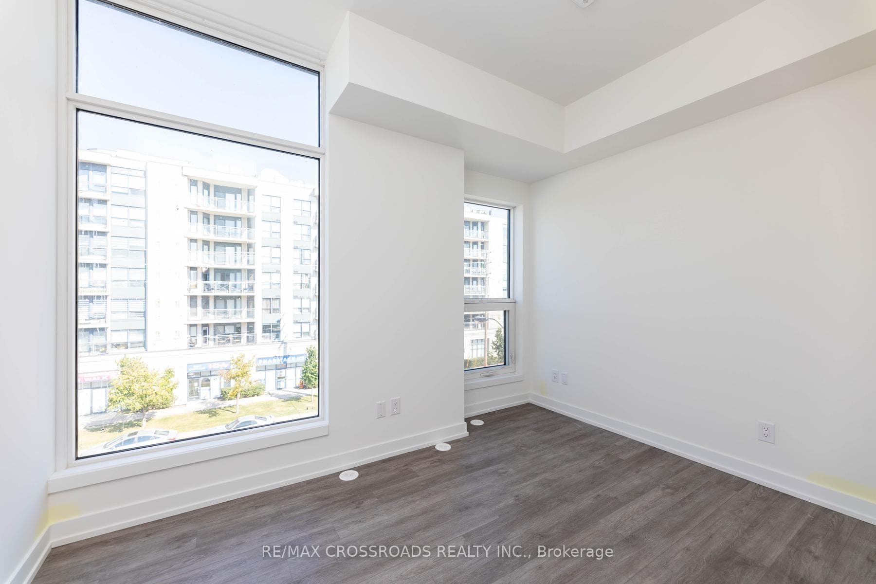 871 Sheppard Avenue Unit TH11 photo 27