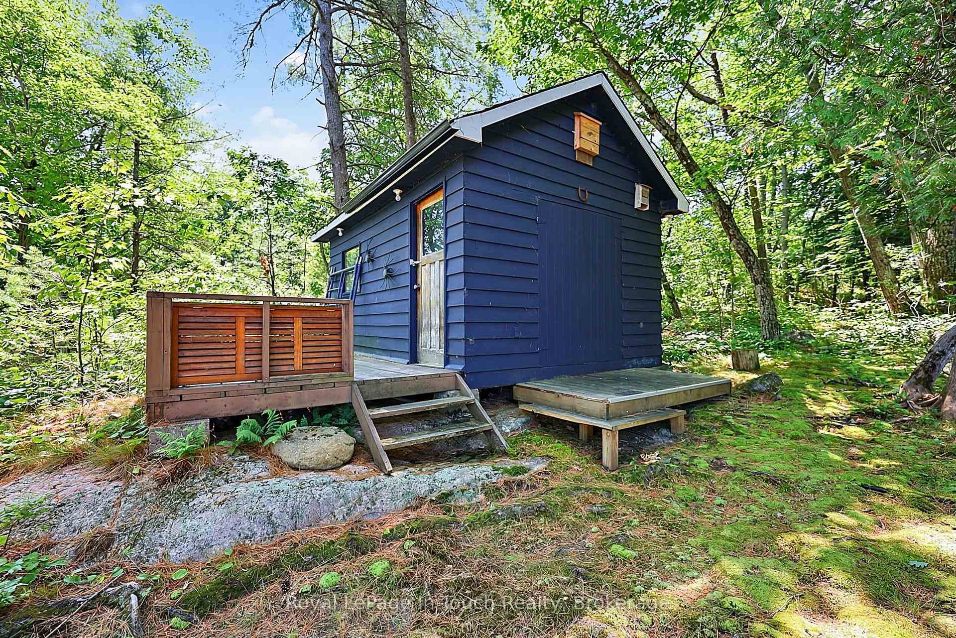 B207 Lot 26 Island photo 15