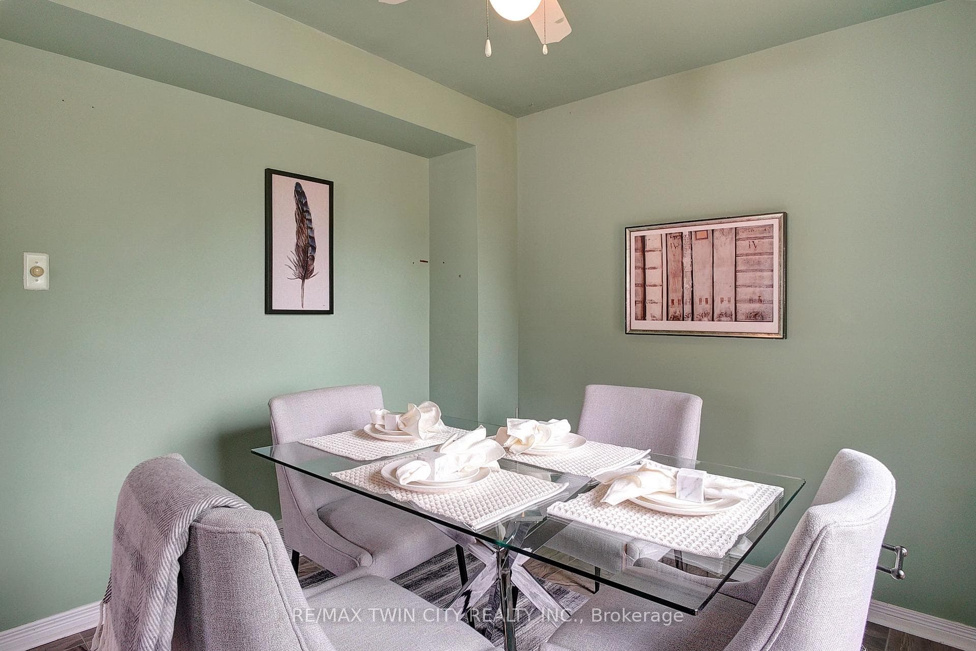 26 Folkstone Crescent photo 11