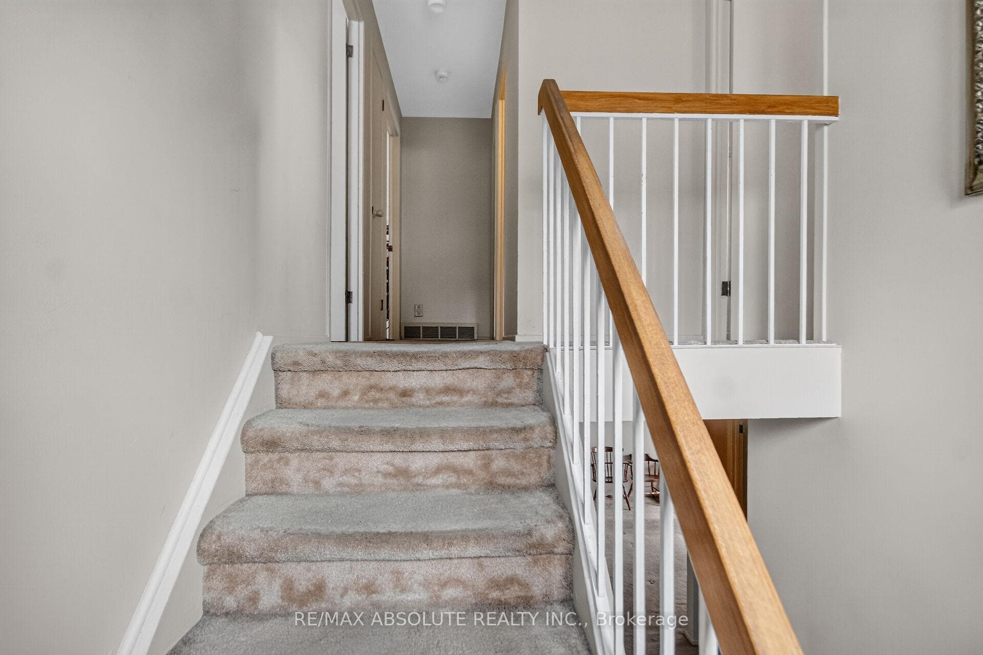 32 Sage Crescent photo 24