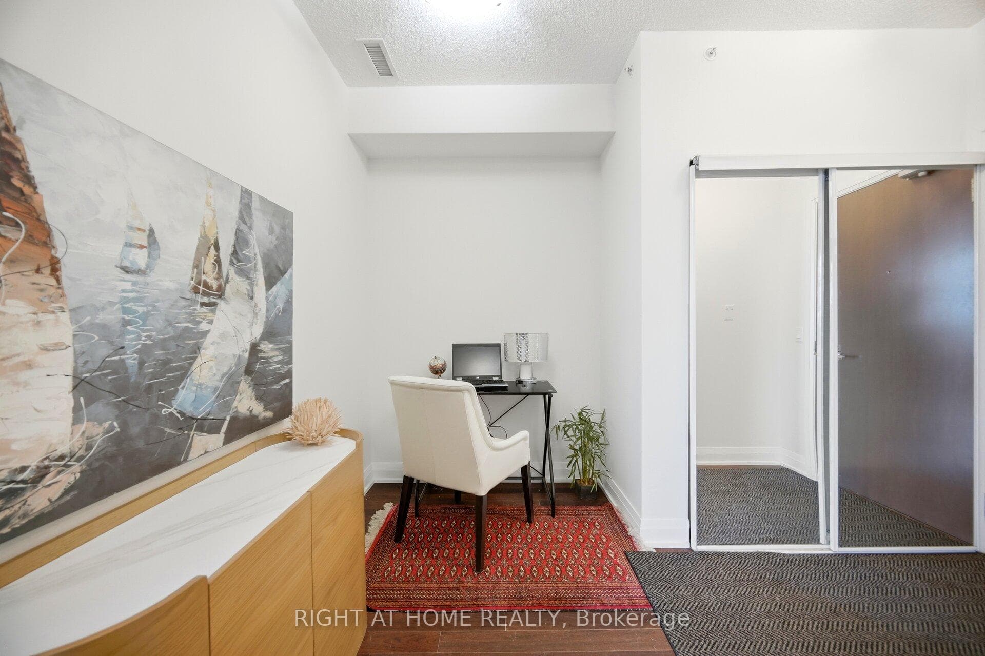 85 North Park Road Unit 612 photo 10