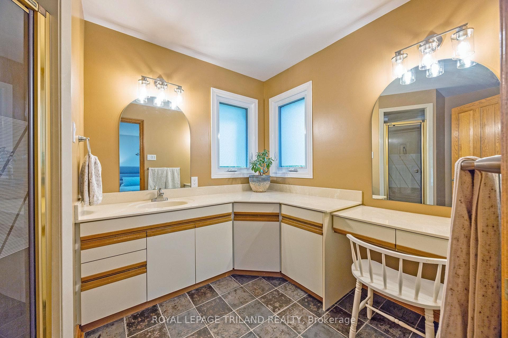 31 Raebrook Place photo 17