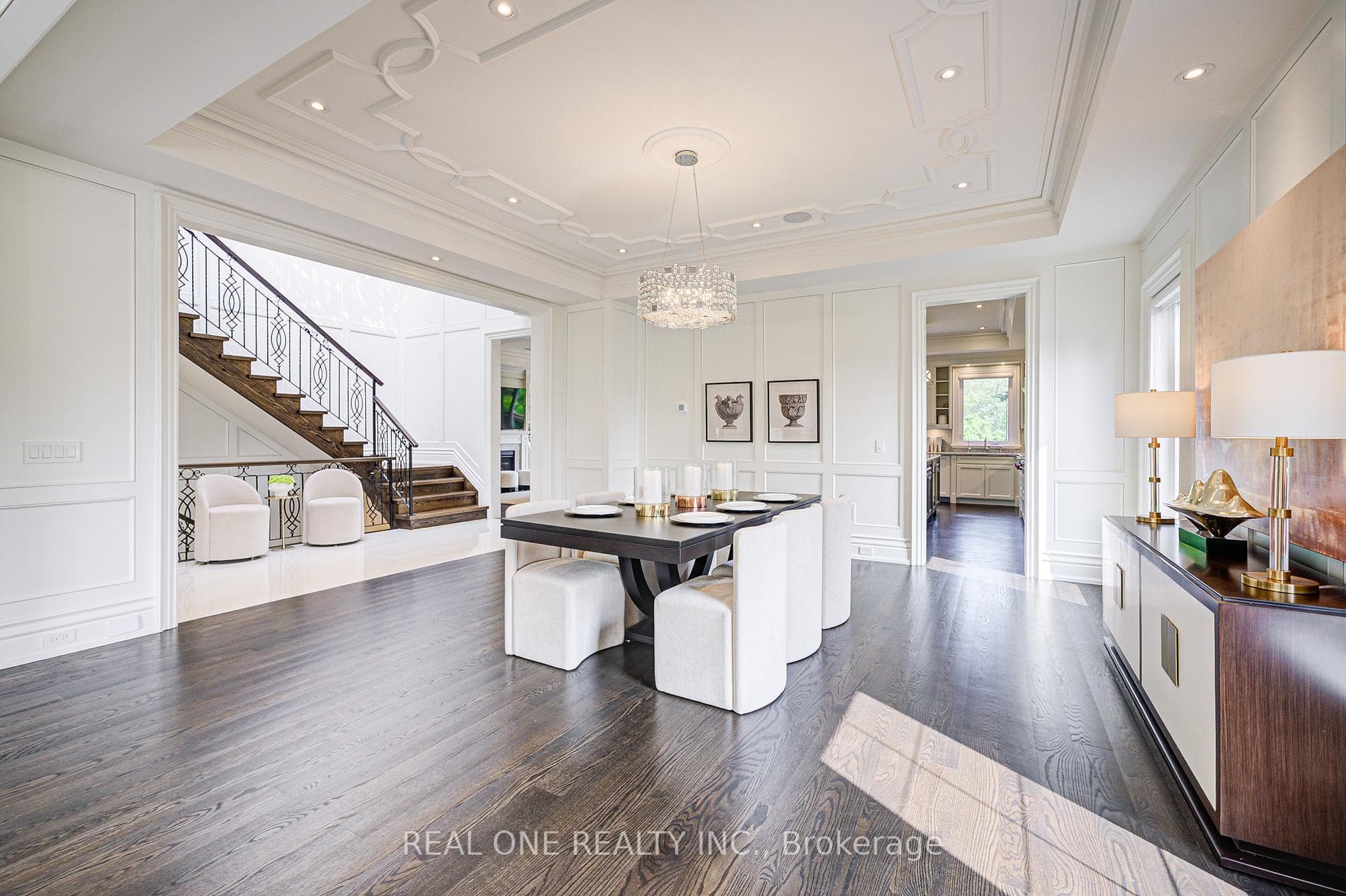 352 Byng Avenue photo 13