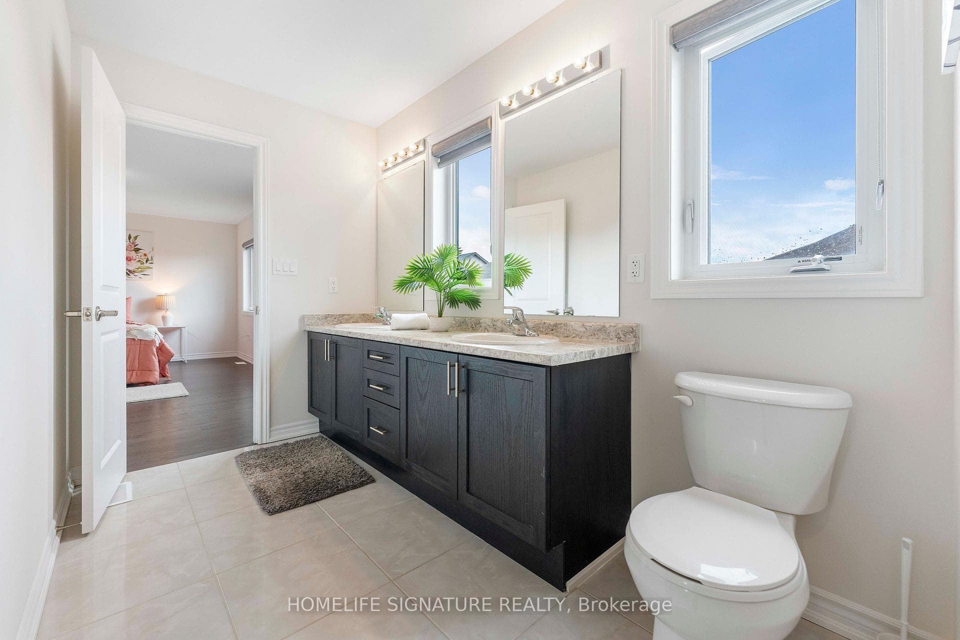 11 Ludlow Drive photo 22
