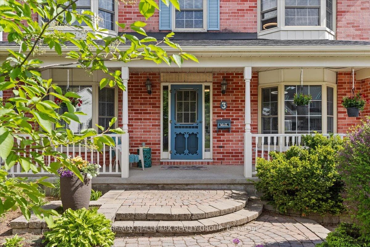 3 Crantham Crescent photo 2
