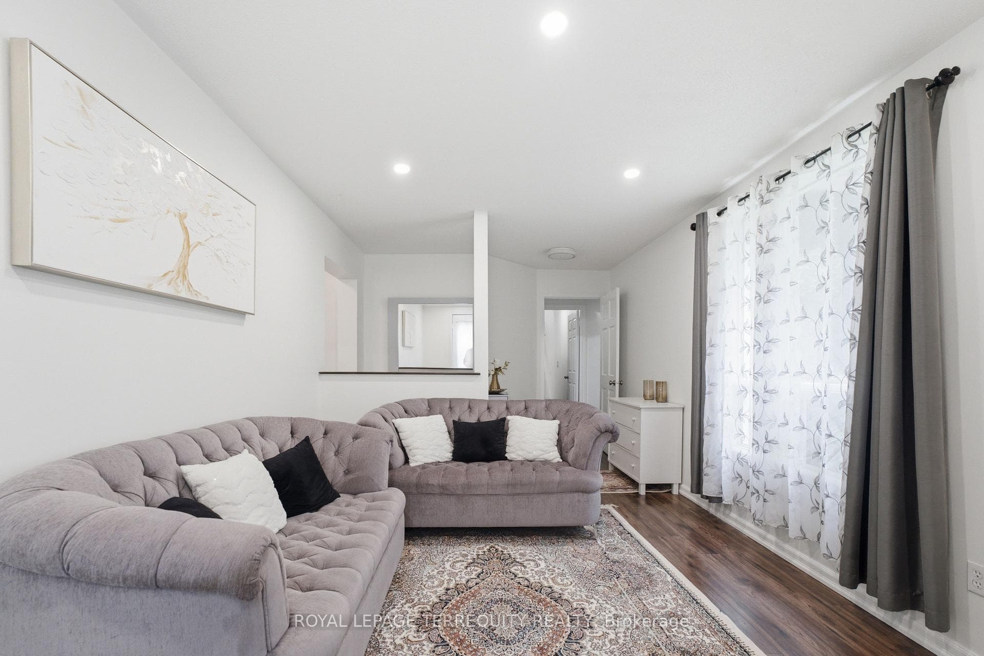 48 Borland Court photo 19