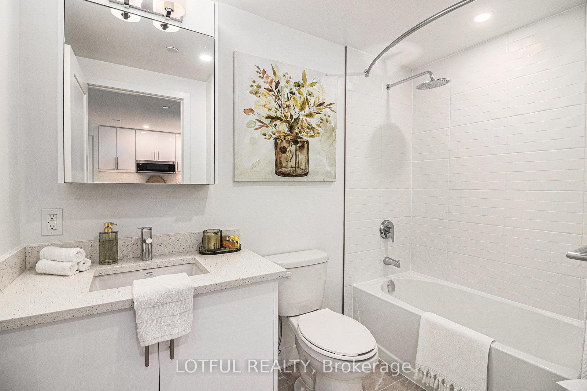 180 George Street Unit 2007 photo 13