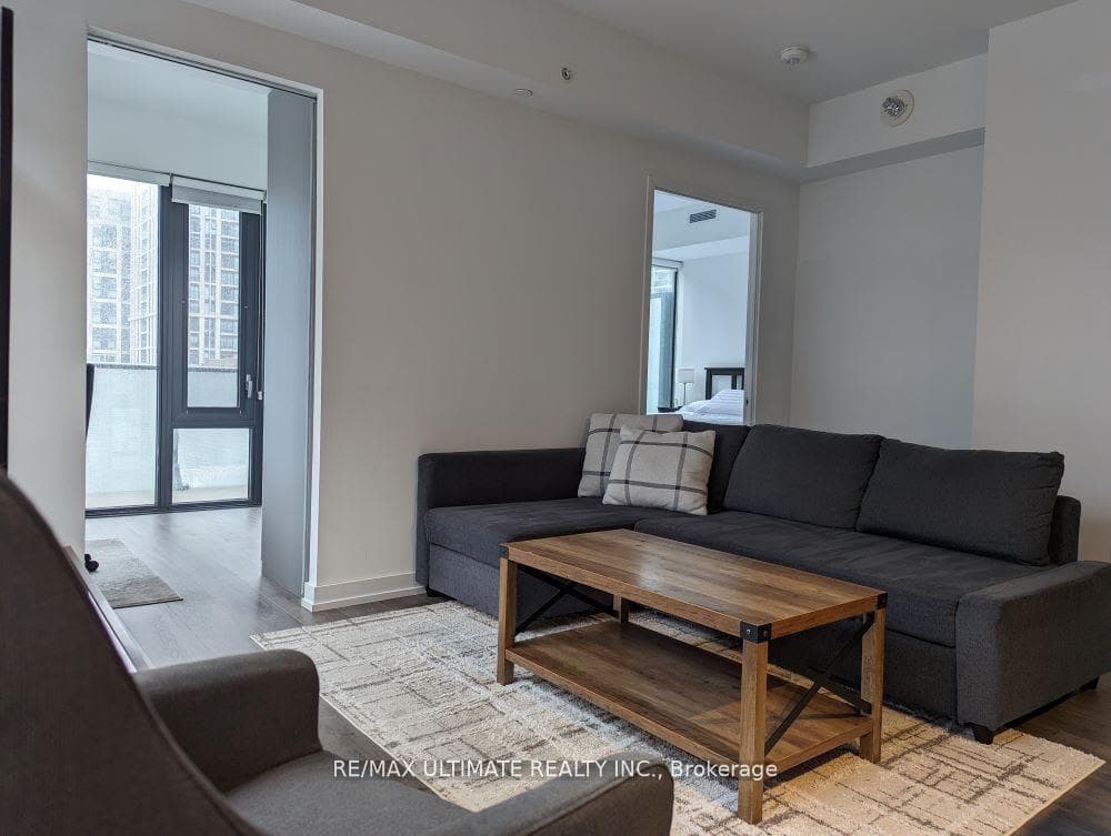 161 Roehampton Avenue Unit 701 photo 12