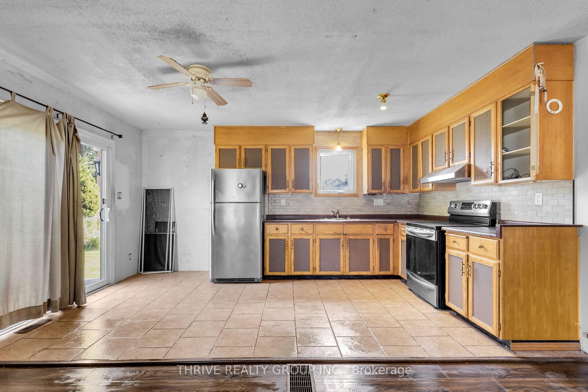 262 Delaware Street photo 8