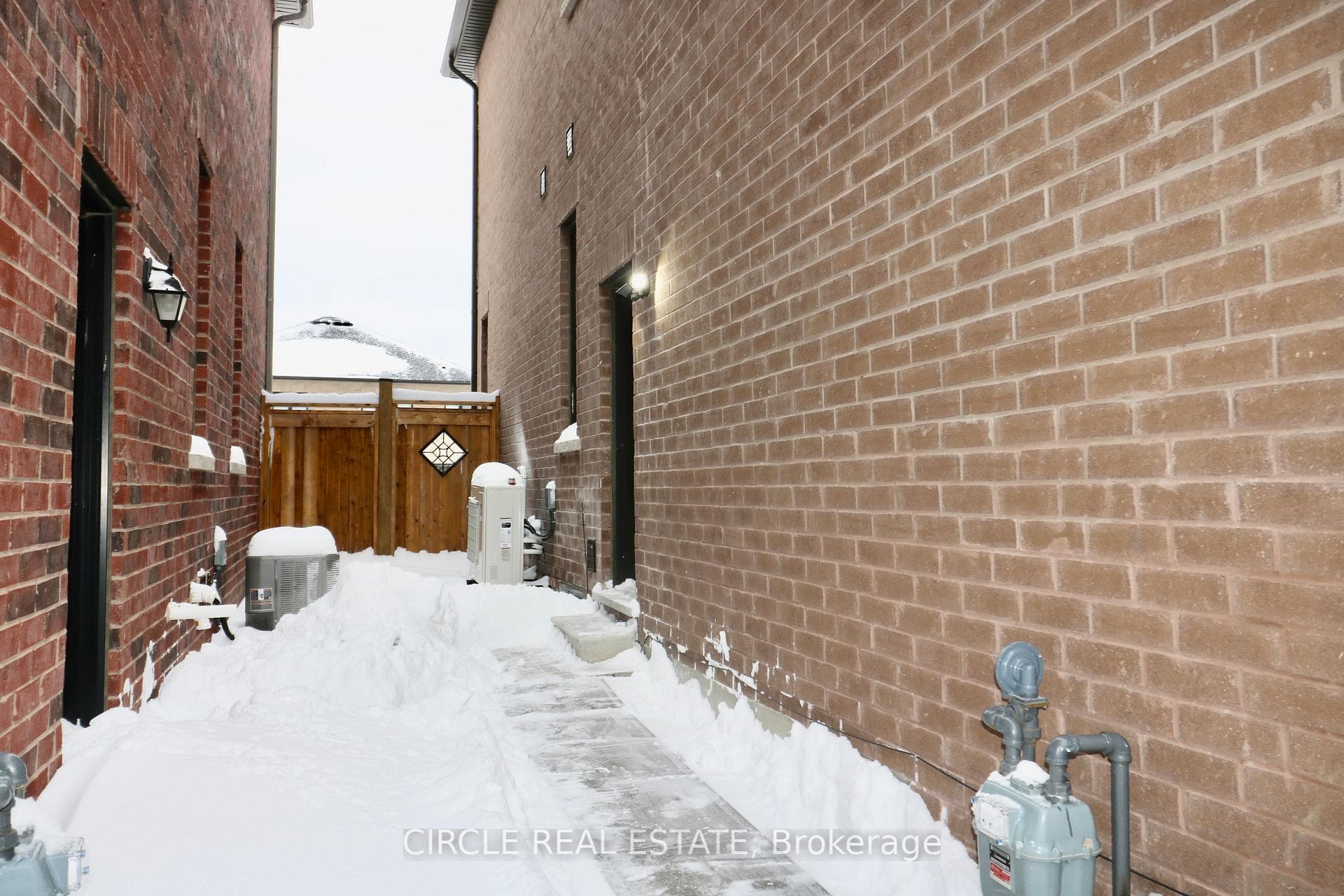 3 Hinkson Street photo 20