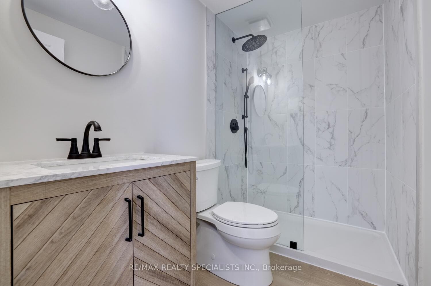 3394 Chartrand Crescent photo 26