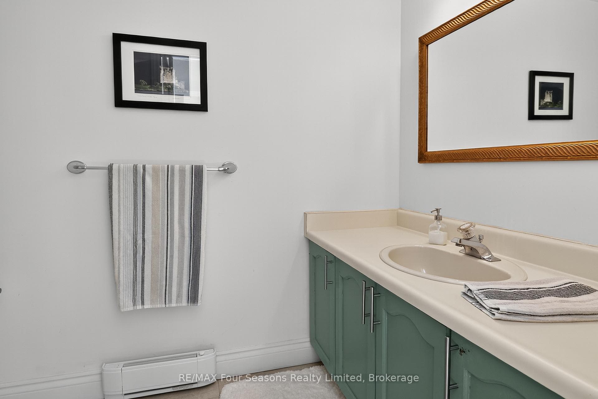 44 Trott Boulevard Unit 13 photo 11