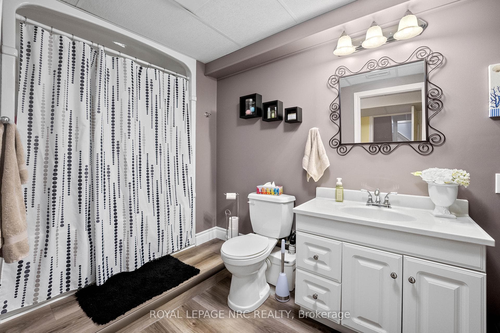 11616 ELIZABETH Crescent photo 30