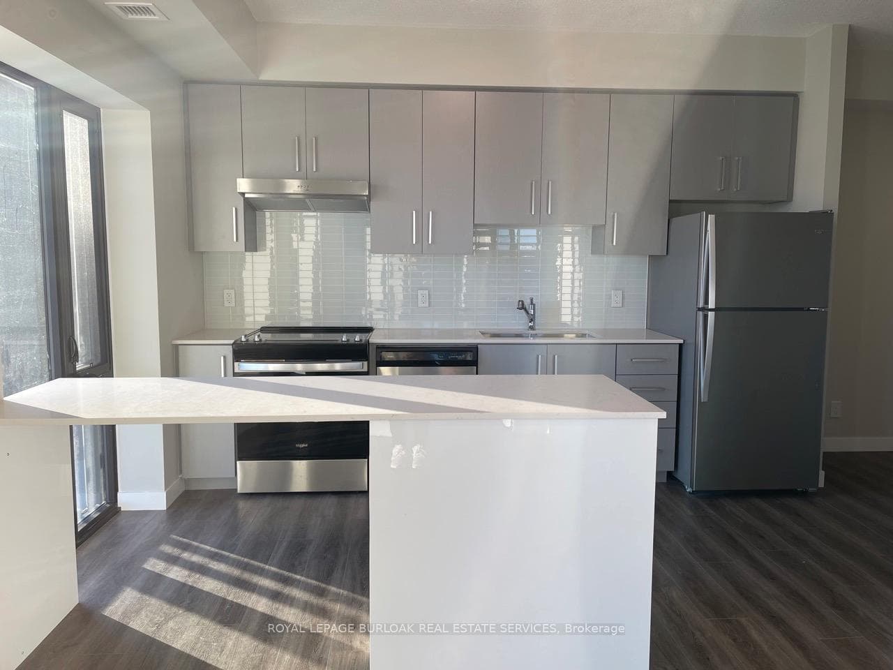 15 Queen Street Unit 1614 photo 10