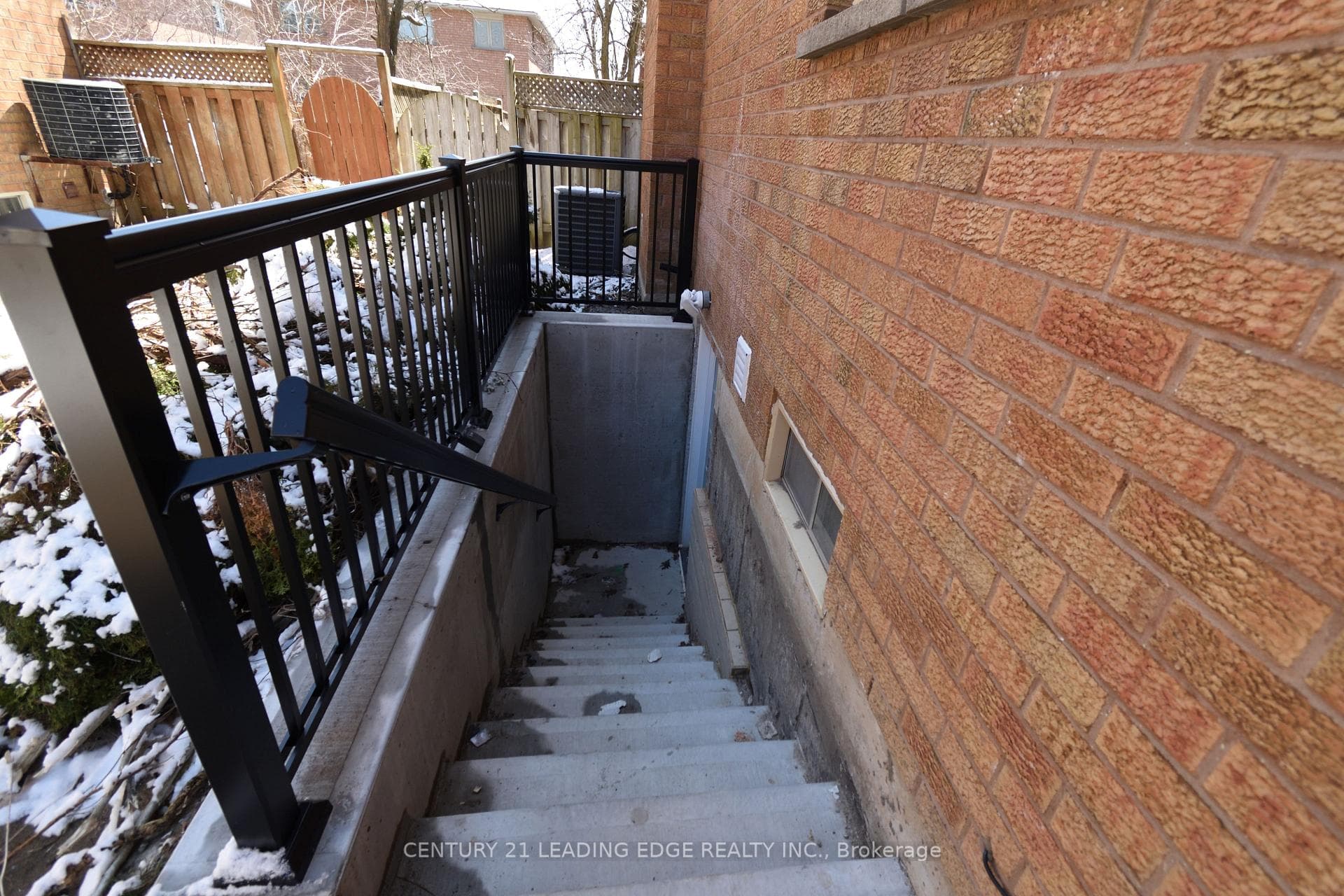 45 Lofthouse Drive photo 17