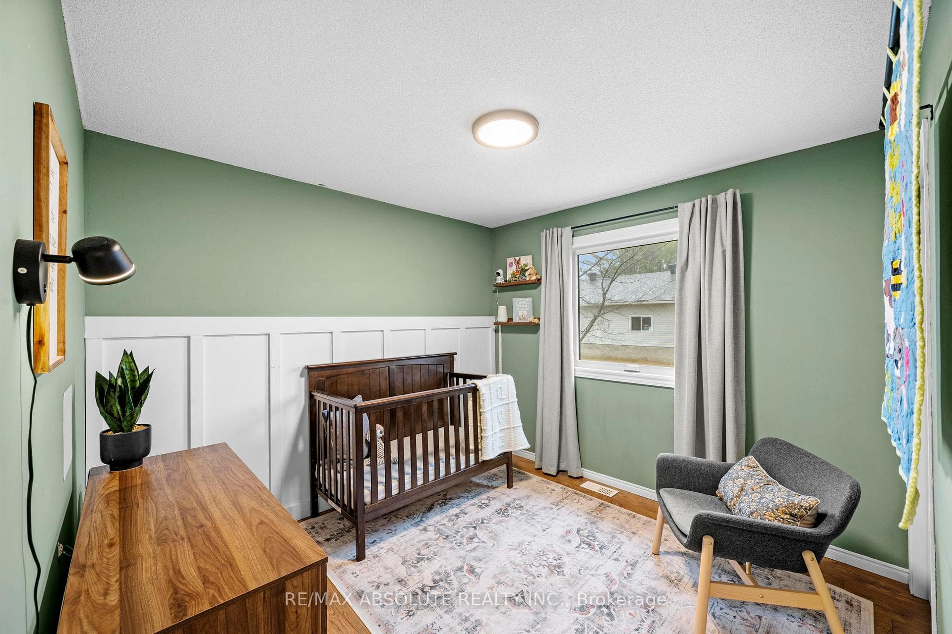 1877 Russett Drive photo 13