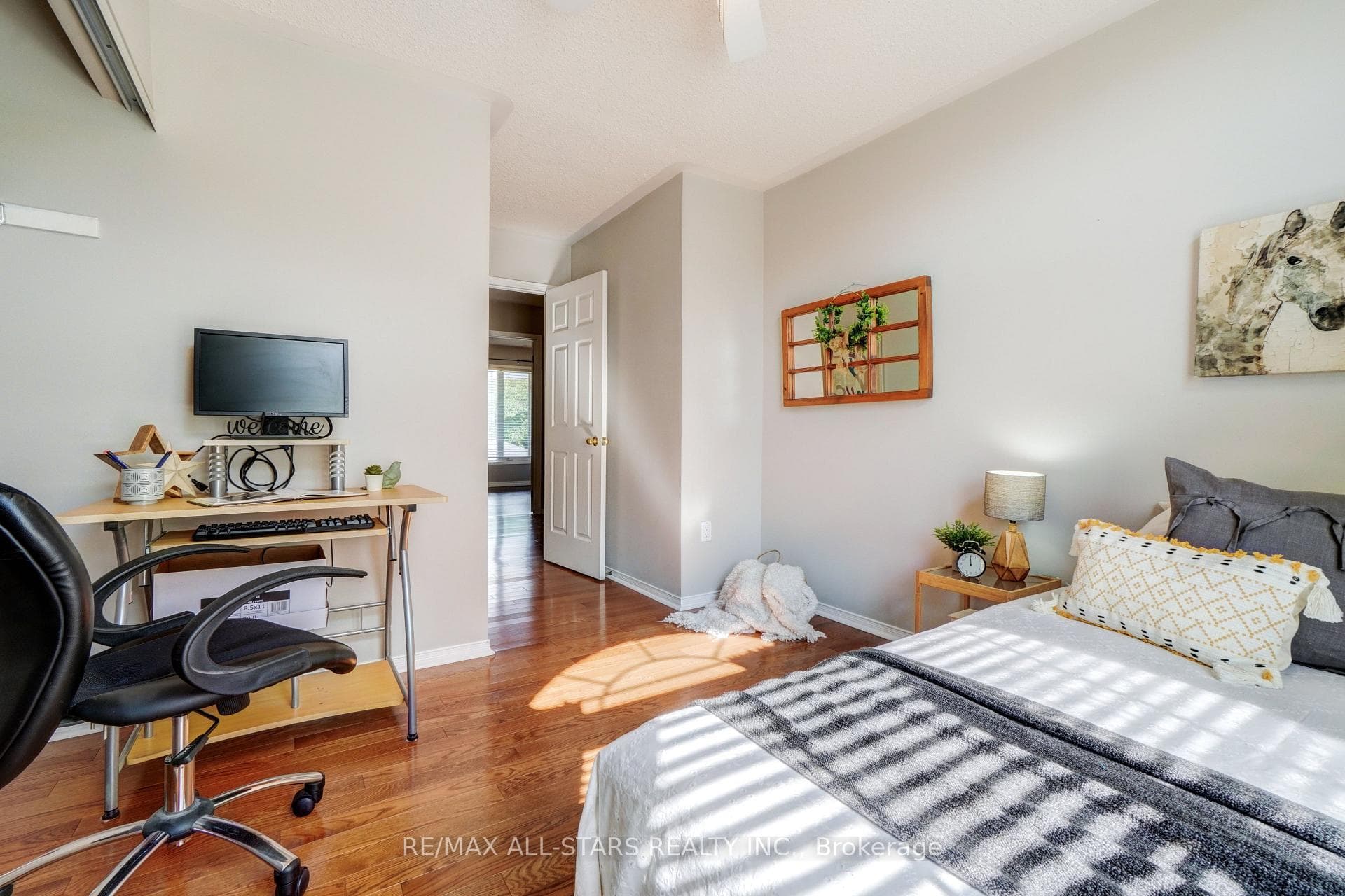 29 Fourth Avenue photo 23