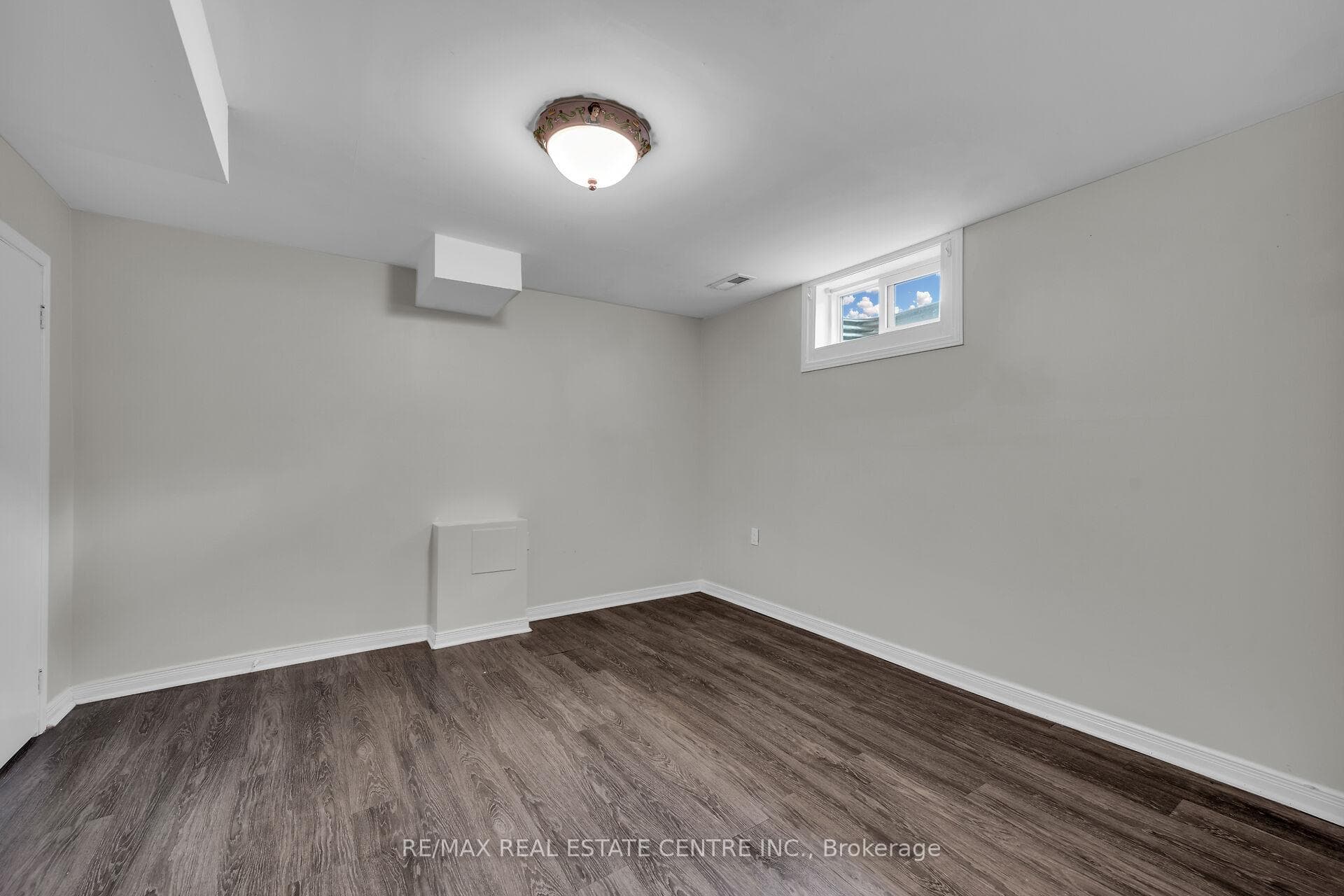 237 Mary Street photo 21