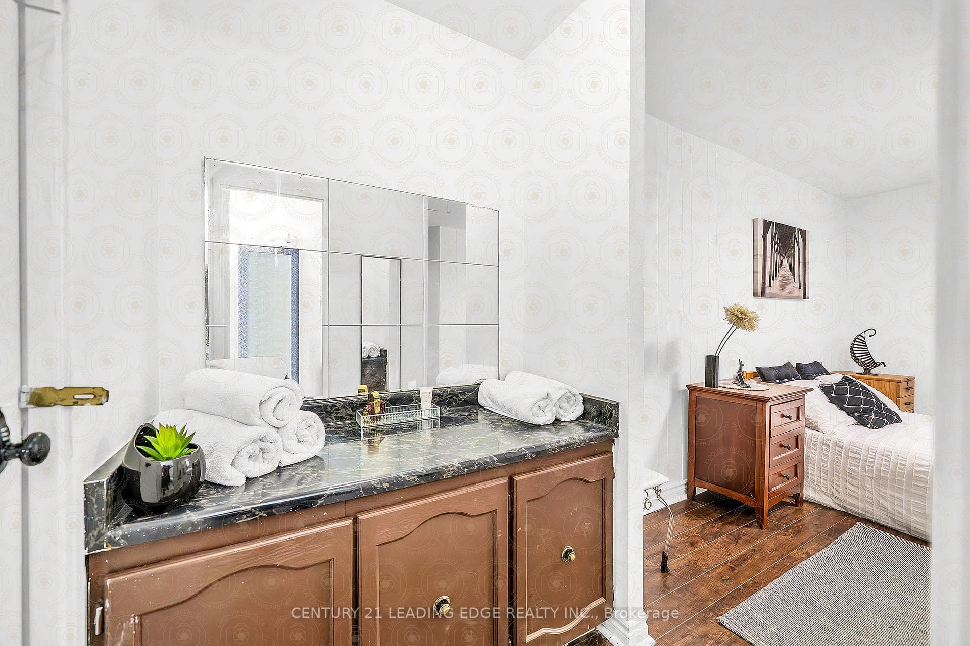 1690 Victoria Park Avenue Unit 102 photo 24