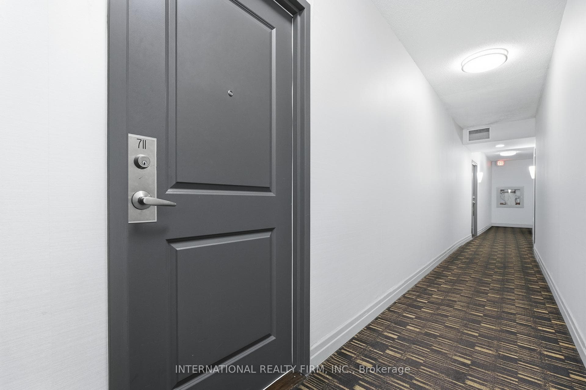 628 Fleet Street Unit 711 photo 3