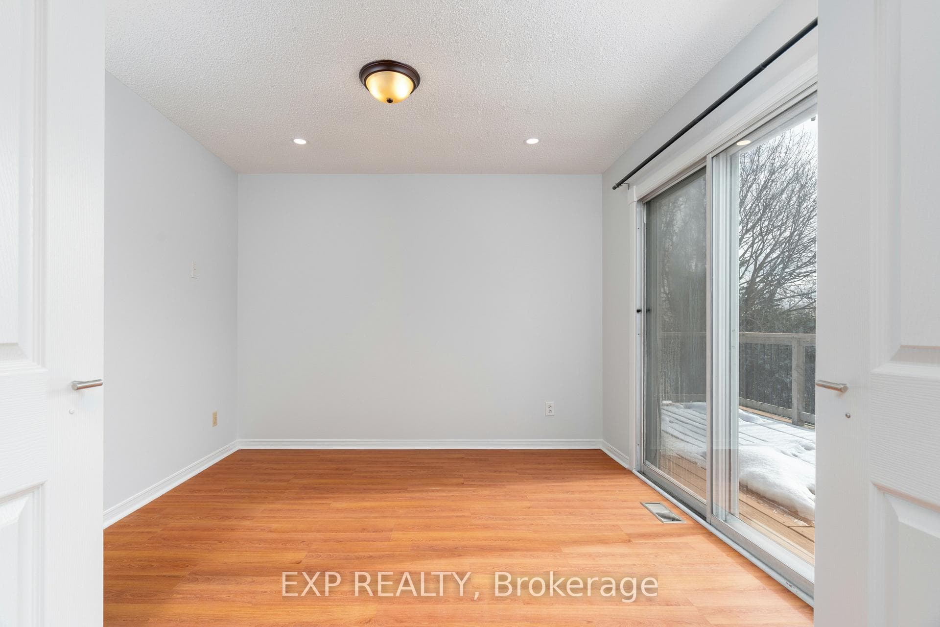 125 Overbank Drive photo 22