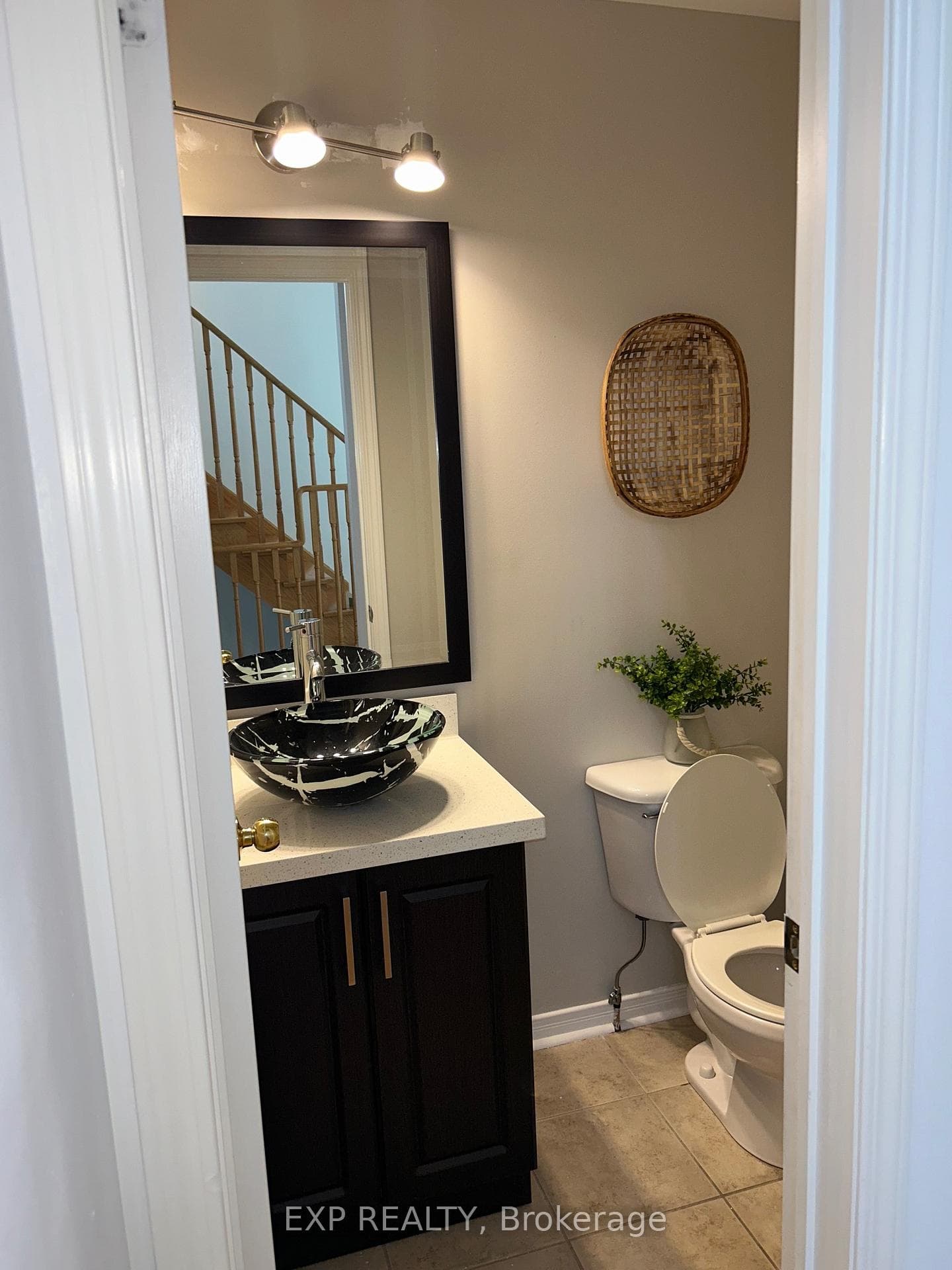 530 Kingston Road Unit 21 photo 4