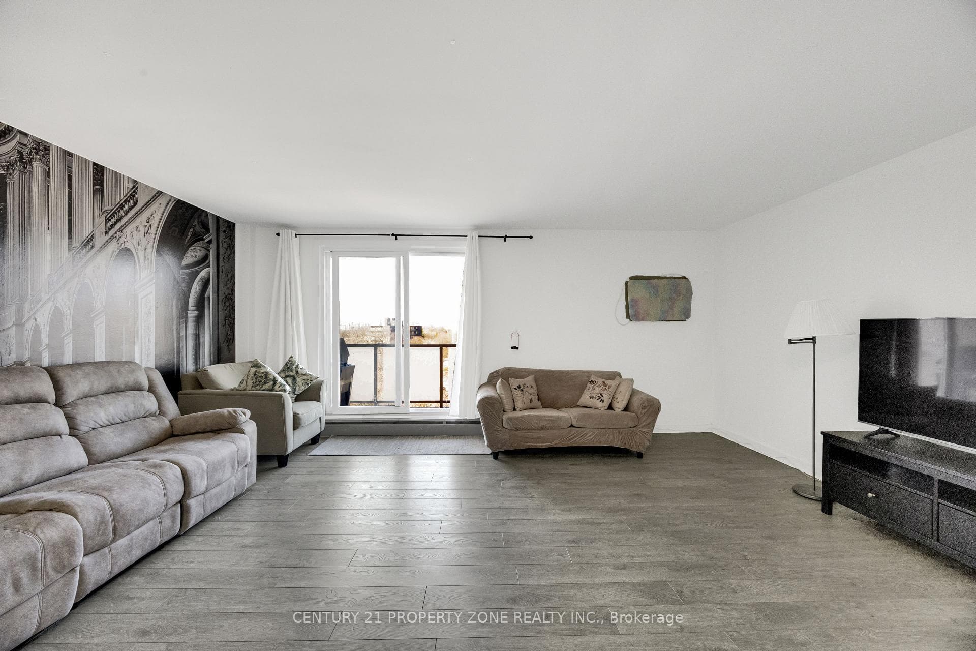 583 Mornington Avenue Unit 610 photo 7
