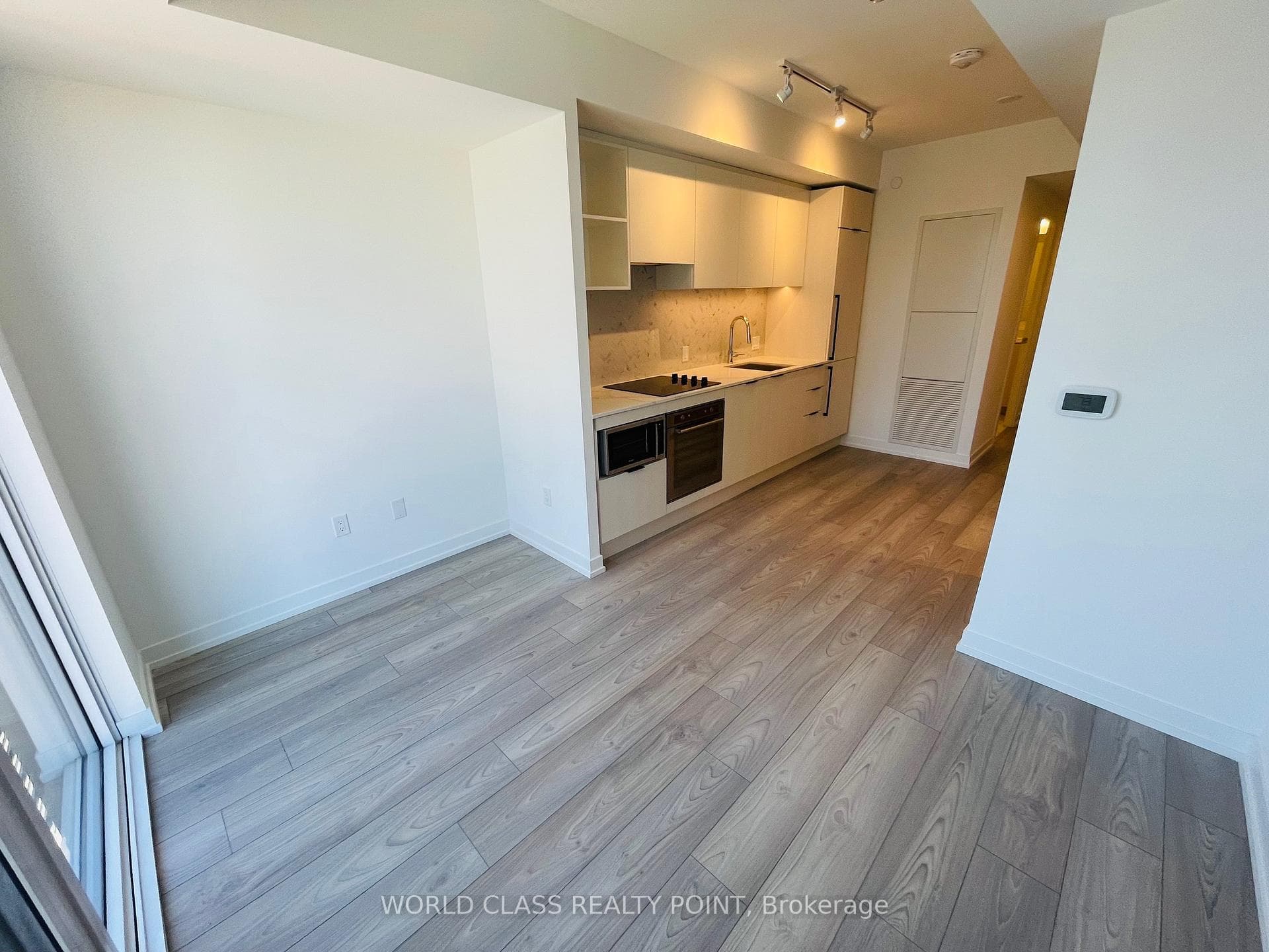 82 Dalhousie Street Unit 2318 photo 2