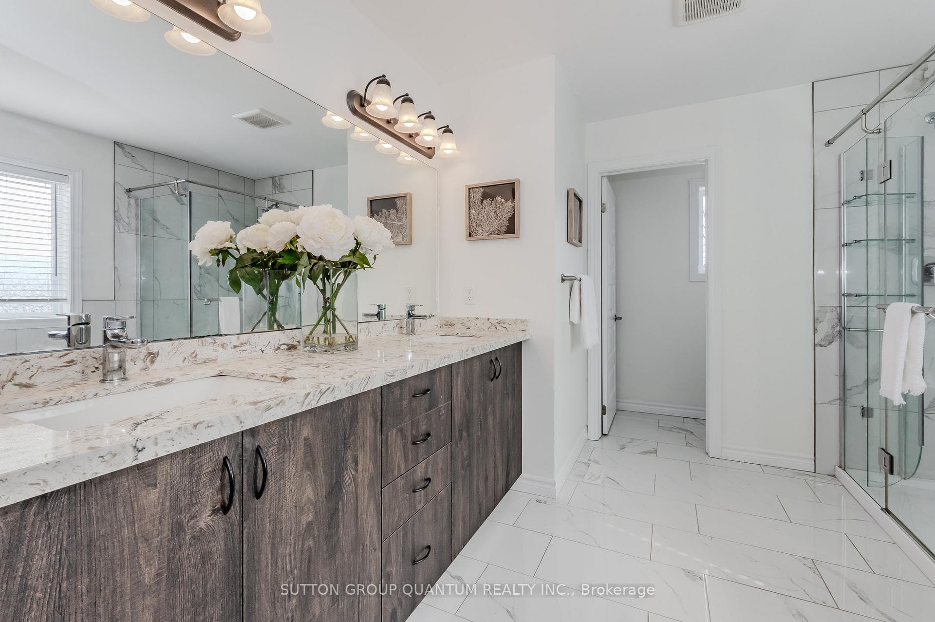 2051 Gough Avenue photo 20