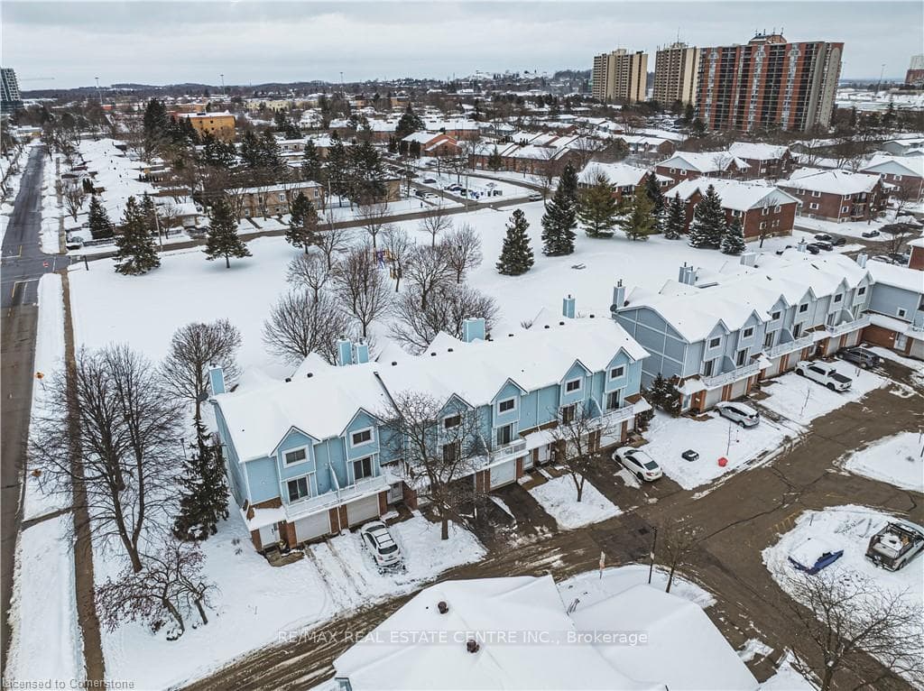 111 Traynor Avenue Unit 27 photo 28