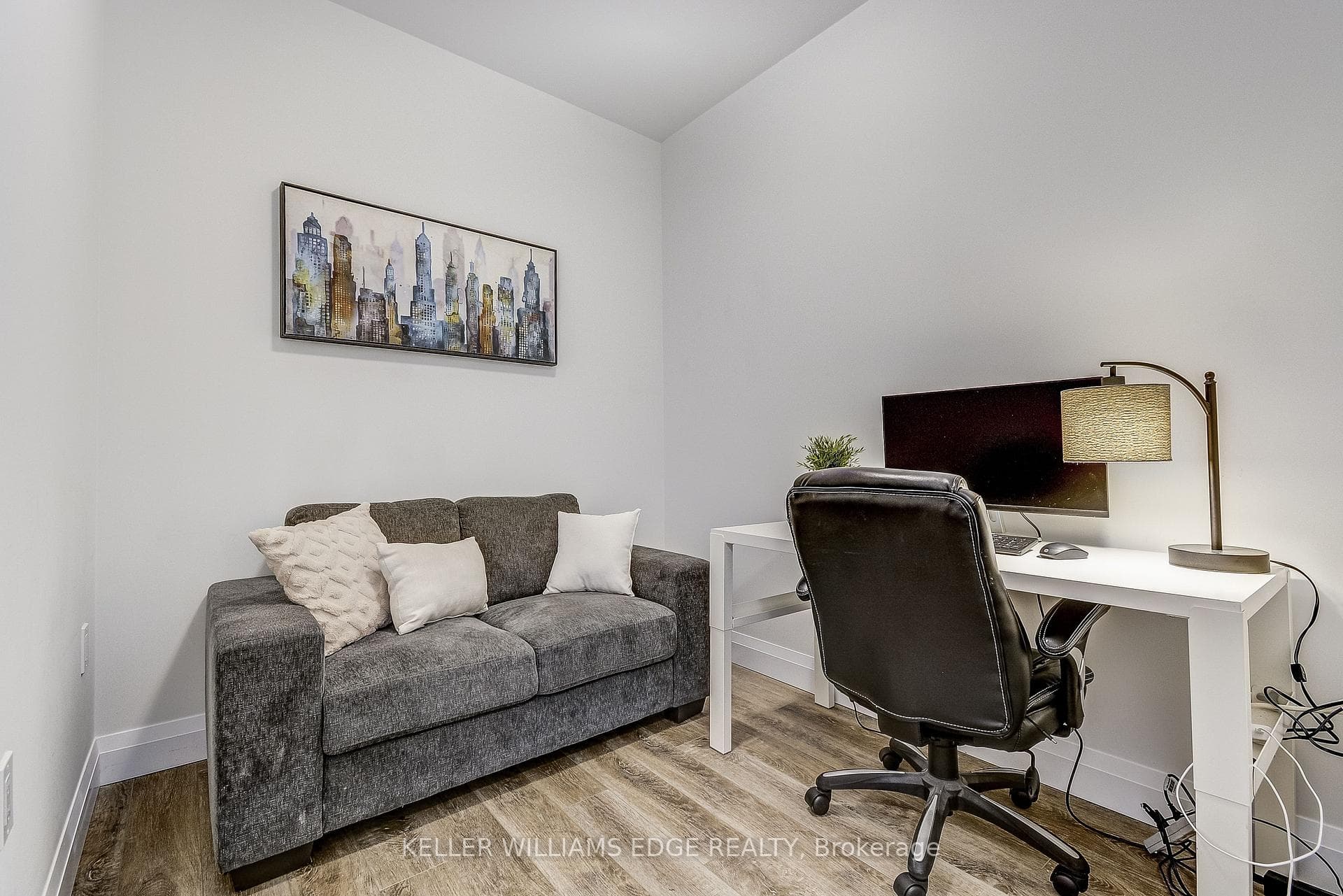 1 Redfern Avenue Unit 424 photo 17