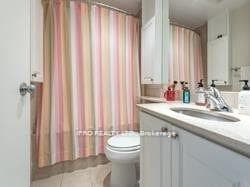 8 Park Road Unit 2207 photo 15