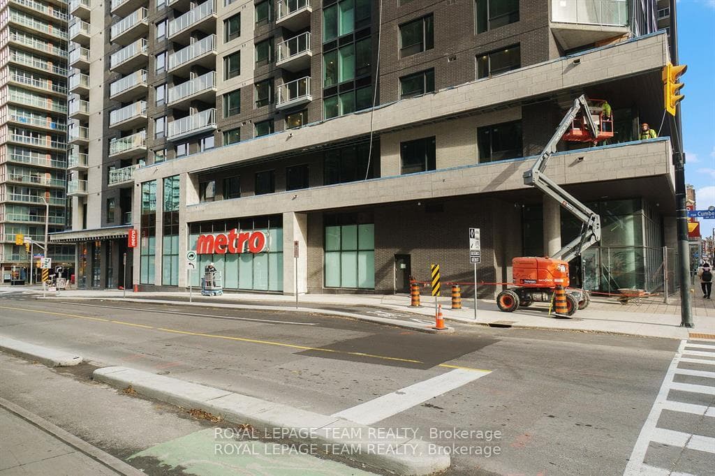 180 George Street Unit 711 photo 2