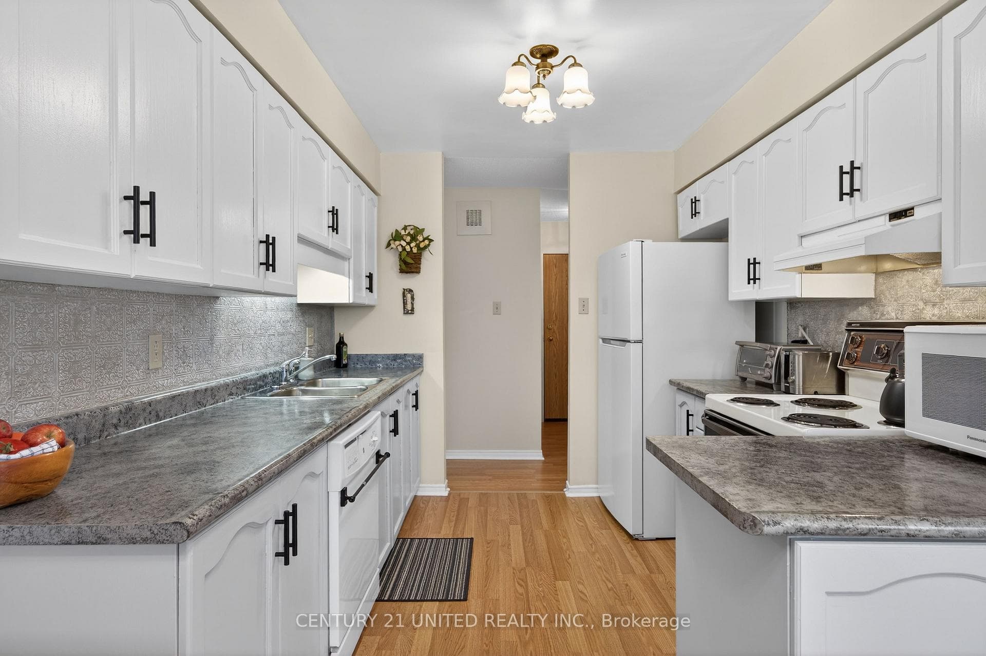 2185 Walker Avenue Unit 206 photo 20