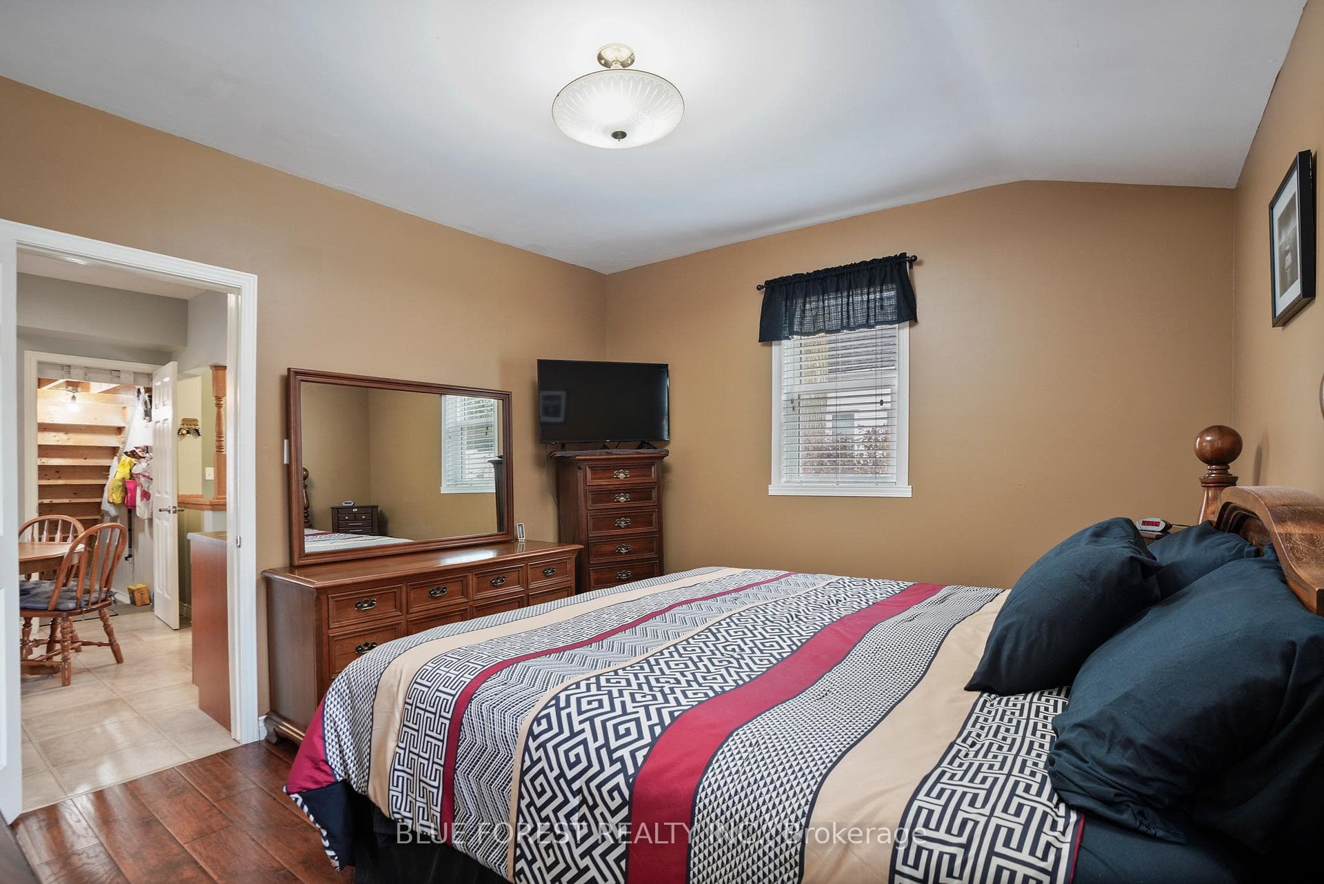 210 Jane Street photo 18
