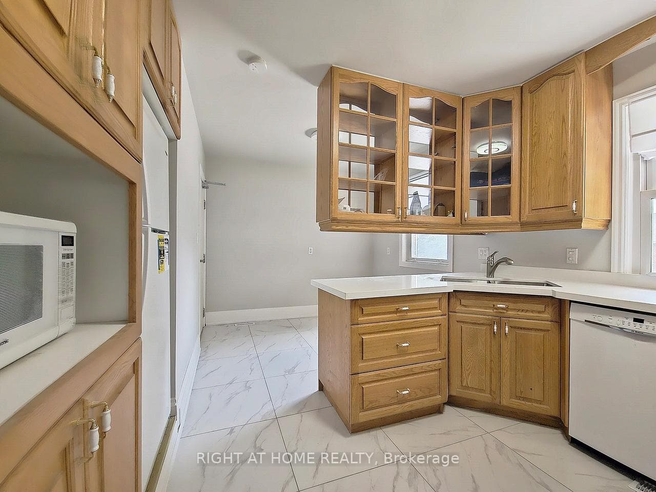 5 Flett Street Unit Upper photo 4