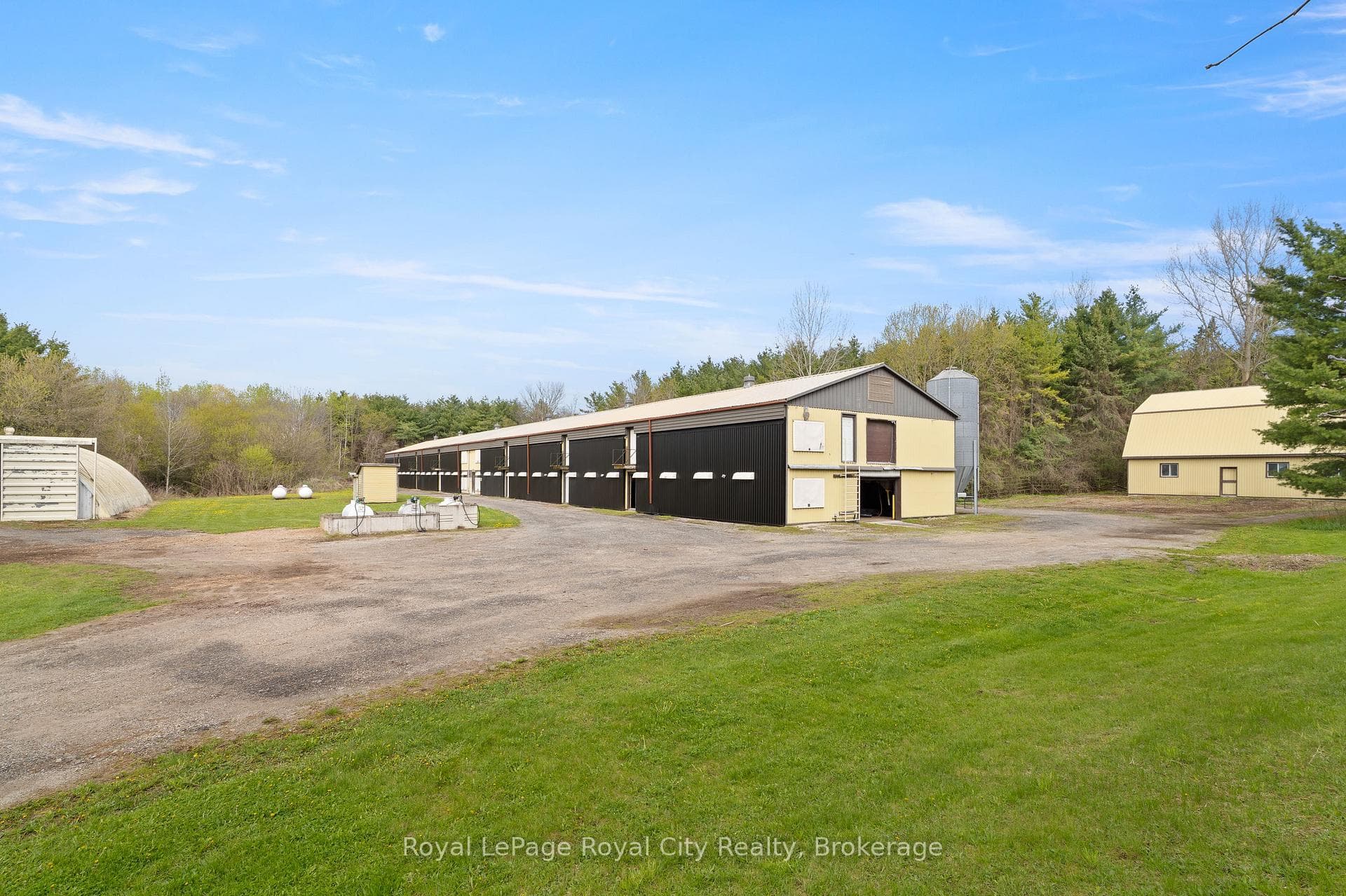 4646 Sideroad 20 N/A photo 41