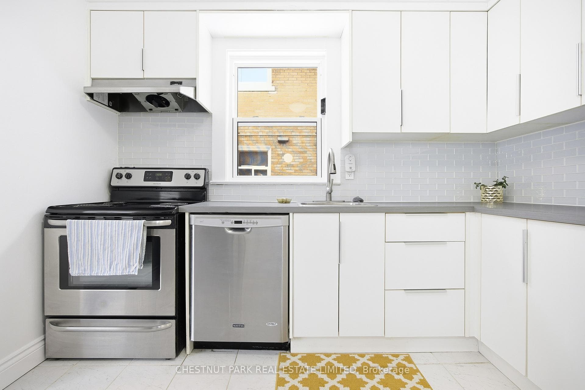 39 Penhurst Avenue Unit 2 photo 11