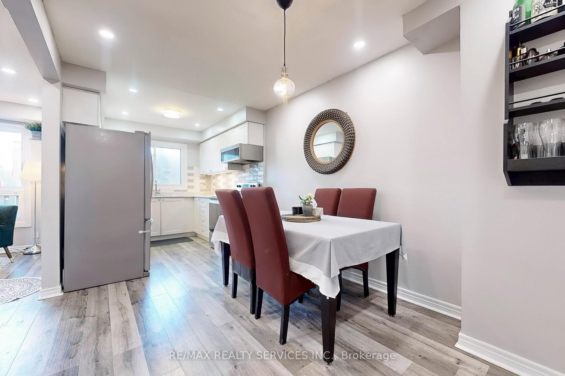 960 Glen Street Unit 37 photo 6
