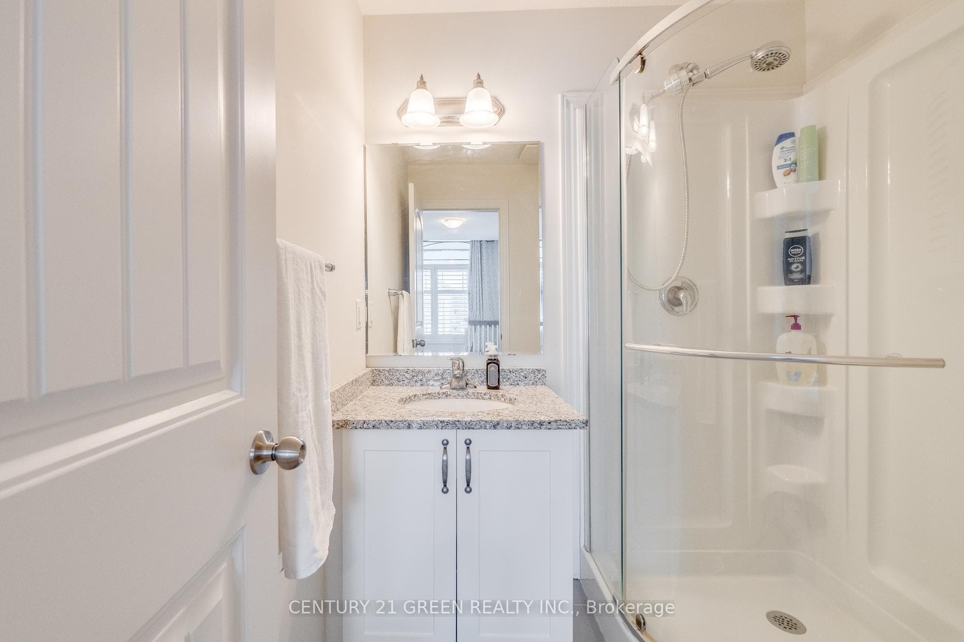 12 Poplar Drive Unit 22 photo 32