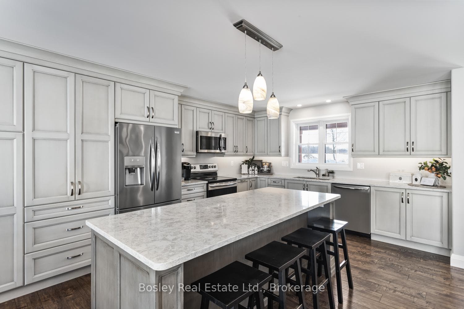 494 Pinegrove Road photo 10